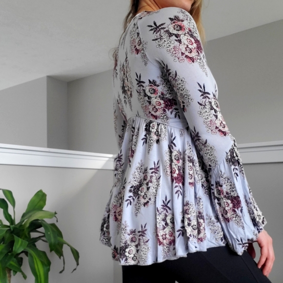 Free People Floral Bell Sleeve Blouse XS - Picture 6 of 8